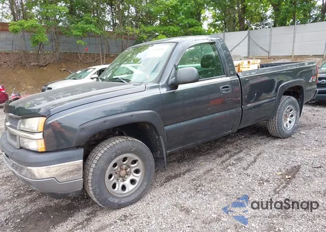 2005 Chevrolet Silverado 1500 Work Truck z USA, uszkodzony, nr VIN 1GCEK14V45Z116171